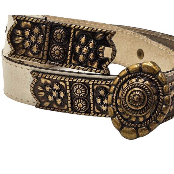 Avignon Accessories - Avignon Leather Belt Womens Size Small Luxury Designer White Boho Western